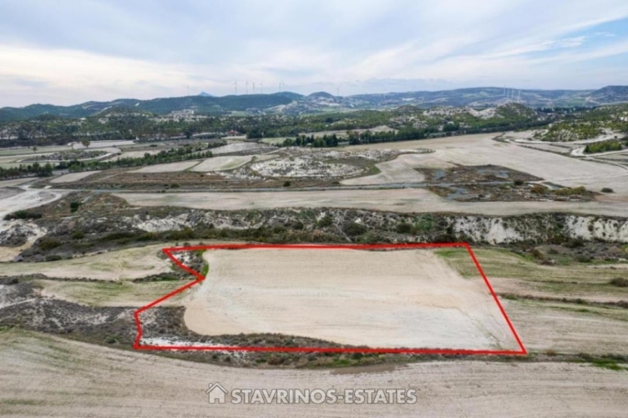 (For Sale) Land Agricultural Land  || Larnaca/Aradippou - 10.220 Sq.m, 85.000€ 