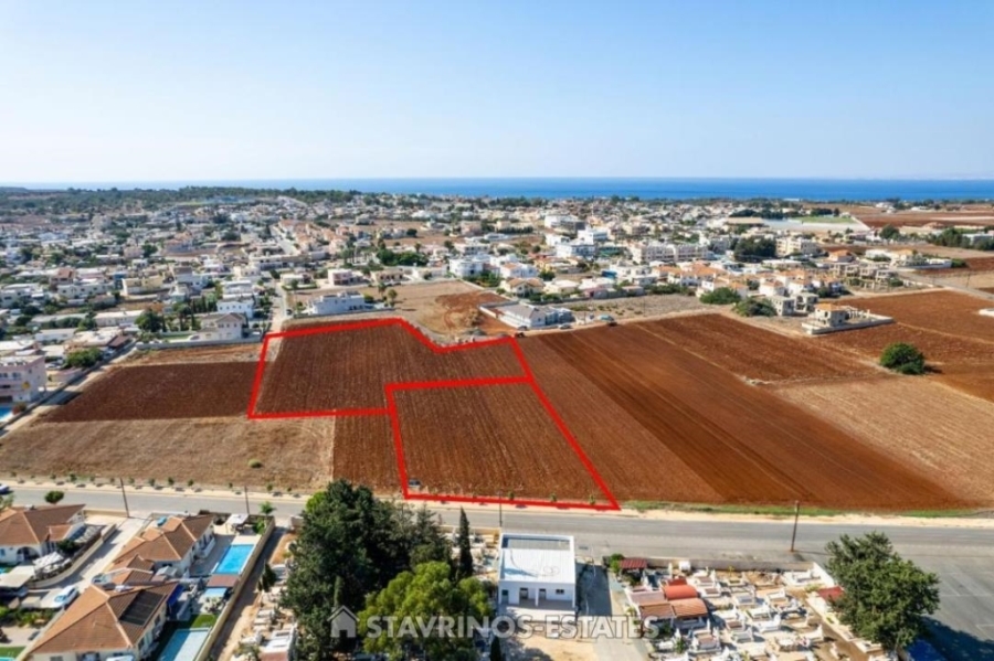 (用于出售) 建设用地 房产 || Larnaca/Xylofagou - 5.988 平方米, 280.000€ 