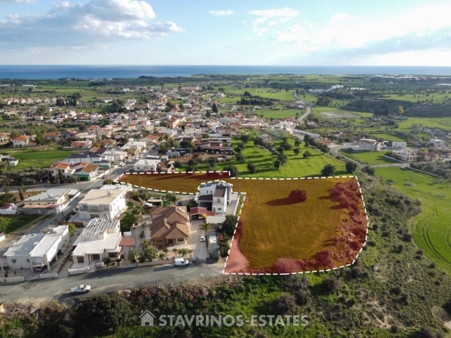(For Sale) Land Residential || Larnaca/Mazotos - 6.689 Sq.m, 300.000€ 
