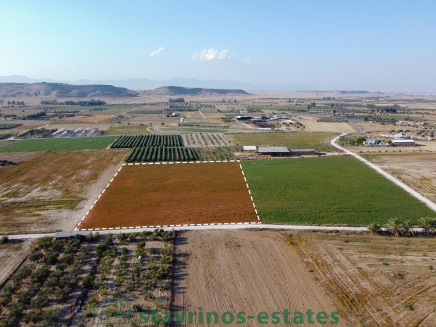 (Продажа) Земли Сельскохозяйственные угодья || Ларнака/Атиену - 14.787 кв.м, 115.000€ 