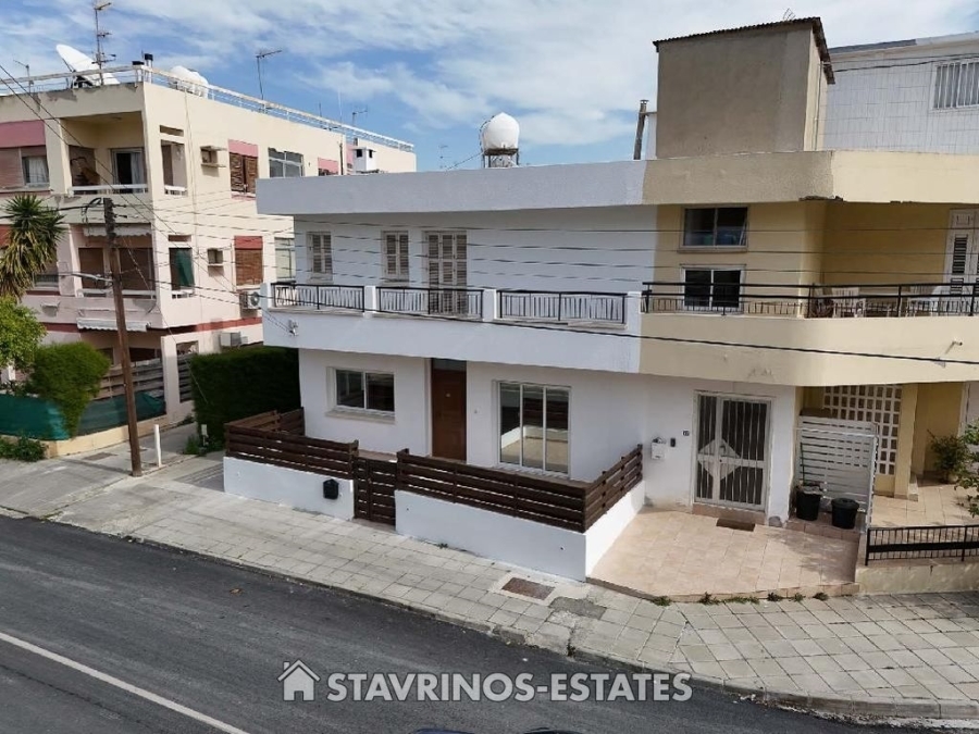 (For Sale) Residential Detached house || Nicosia/Strovolos - 230 Sq.m, 4 Bedrooms, 280.000€ 